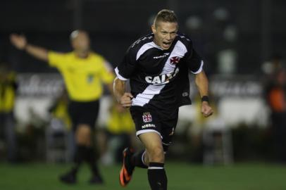 copa do brasil - vasco x nacional - gol marlone