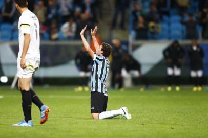  

Jogador Elano abre o placar para o Grêmio
PORTO ALEGRE, RS, BRASIL, 18-09-2013, Brasileirão 2013 - 22ª rodada, Grêmio x Santos na Arena.(Foto:RICARDO DUARTE/Agência RBS)