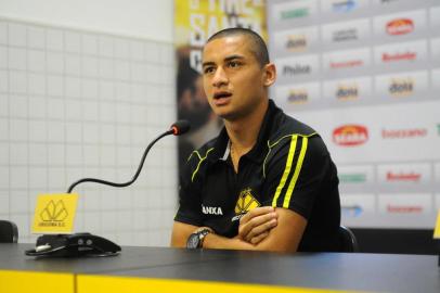 Wellington Paulista desembarca em Criciúma.