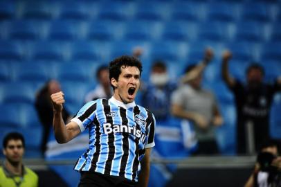  Gol do jogador RiverosPORTO ALEGRE,RS, BRASIL, 02-10-2013,Campeonato Brasileiro - 25ª rodada,Grêmio x Atlético-PR na Arena. Foto:MAURO VIEIRA/Agência RBS/ESPORTE)