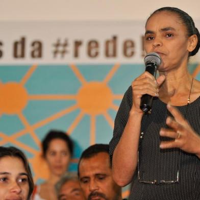 Brasília - A ex-senadora Marina Silva  fala no lançamento de seu novo partido