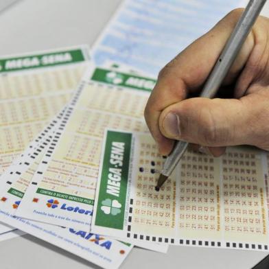  

PORTO ALEGRE, RS, BRASIL 18/12/12 - Mega Sena, movimento nas agências do Centro para as apostas de fim de ano


(Foto: LÍVIA STUMPF / DIÁRIO GAÚCHO)