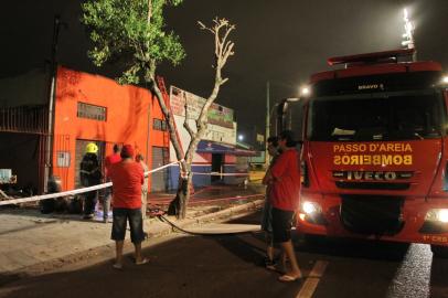 incêndio - morte - porto alegre - sarandi - 21102013