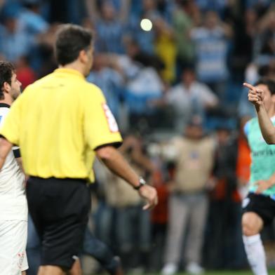 copa do brasil - grêmio x corinthians - bressan - alexandre pato