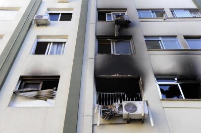  PORTO ALEGRE , RS , BRASIL , 07-11-2013 - Incêndio em apartamento na zona norte de Porto Alegre ( FOTO : RONLADO BERNARDI / AGENCIA RBS  / GERAL )