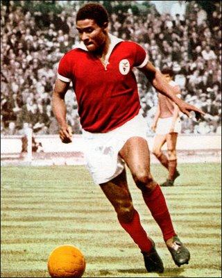 Os caras das Copas: Eusébio, o craque que fez Portugal chegar longe - Lance!