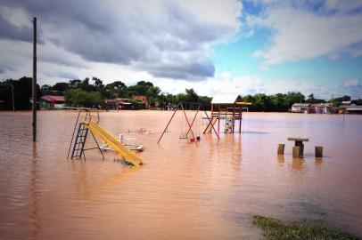 esteio - chuva - rdgol - 12/11/2013