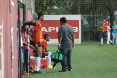 jackson, lesão, treino, inter, coritiba, ct parque gigante, lesão, médico