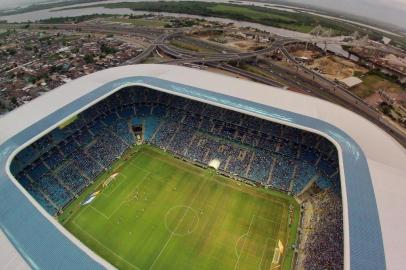  

PORTO ALEGRE, RS, BRASIL, 01-12-2013 : Vista aérea da Arena do Grêmio durante o último jogo do Grêmio pelo Campeonato Brasileiro em sua casa. (Foto: BRUNO ALENCASTRO/Agência RBS, Editoria Geral)