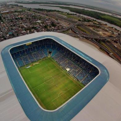  

PORTO ALEGRE, RS, BRASIL, 01-12-2013 : Vista aérea da Arena do Grêmio durante o último jogo do Grêmio pelo Campeonato Brasileiro em sua casa. (Foto: BRUNO ALENCASTRO/Agência RBS, Editoria Geral)