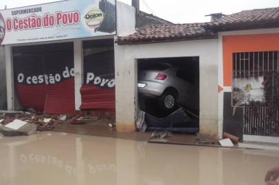 lajedinho - bahia - chuva - rdgol - 08/12/2013