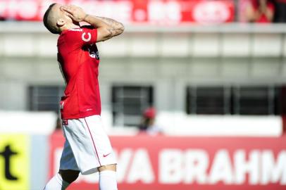  

CAXIAS DO SUL , RS , BRASIL , 08-12-2013 - Campeonato Brasileiro - 38ª Rodada, Inter x Ponte Preta no estádio Centenário.(FOTO :MAURO VIEIRA/ AGENCIA RBS)
Jogador D'Alessandro