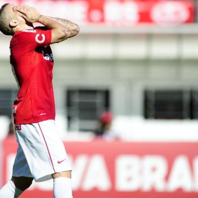  

CAXIAS DO SUL , RS , BRASIL , 08-12-2013 - Campeonato Brasileiro - 38ª Rodada, Inter x Ponte Preta no estádio Centenário.(FOTO :MAURO VIEIRA/ AGENCIA RBS)
Jogador D'Alessandro