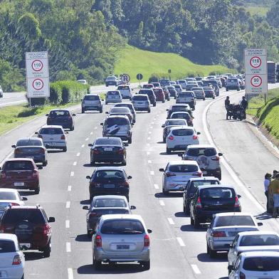 tvcomrs tvcom freeway abre e fecha saída feriado trânsito 