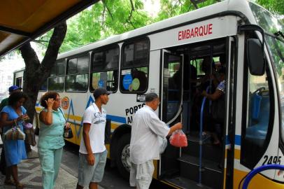 *** Lotação - A. Graiz ***
 A promessa da lotação para o bairro Restinga.