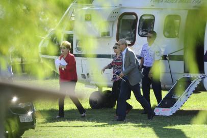 dilma rousseff, presidente, desembarque, porto alegre, 19/12/2013