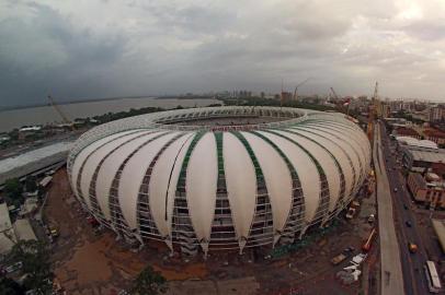  

PORTO ALEGRE , RS , BRASIL , 03-12-2013 - Foto aérea do estádio do Beira-Rio. (FOTO :DIEGO VARA/ AGENCIA RBS)