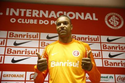  

PORTO ALEGRE RS, BRASIL 26/12/2013 - Contratação do goleiro Dida para o clube Inter.(FOTO:FÉLIX ZUCCO/AGÊNCIA)