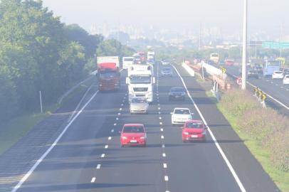  

Freeway fluxo de feriadão sentido Capital-Litoral, 27122013