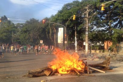 rdgol; protesto na ipiranga; morte de adolescente