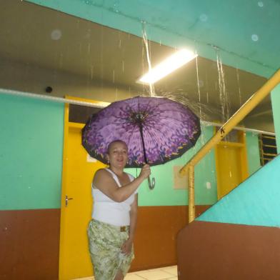 rdgol; chove dentro de escola oscar pereira, operação kilowatt