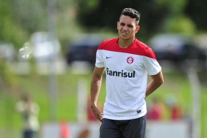  

GRAMADO, RS, BRASIL - 14-01-2014 - Treino do Inter na Vila Olímpica em Gramado, jogadores Caio  (FOTO: FÉLIX ZUCCO/AGÊNCIA RBS, ESPORTE)