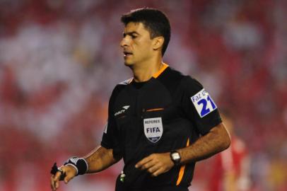  

PORTO ALEGRE, RS, BRASIL, 06/11/2011
FOTO:FERNANDO GOMES / ZERO HORA
Campeonato Brasileiro 2011, Inter x Fluminense no estádio Beira-Rio.
Árbitro Sandro Meira Ricci