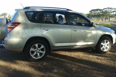 Carro em alta velocidade no km 38 da Estrada do Mar, em Capão da Canoa