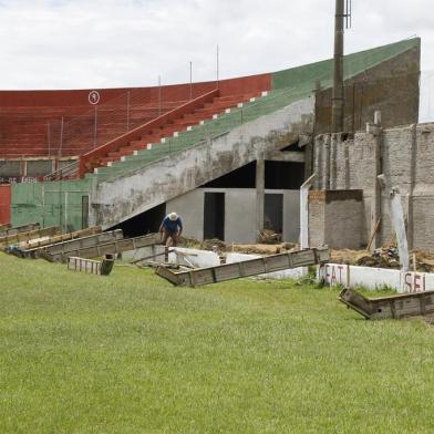 Estádio Aldo Dapuzzo, do São Paulo-RG, recebe obras para o Gauchão 2014