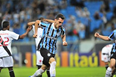  Jogador Rhodolfo abre o placar Grêmio 1x0 vascoPORTO ALEGRE,RS,BRASIL - 13-11-2013 -Brasileirão 2013, Grêmio x Vasco na Arena.(FOTO: RICARDO DUARTE/AGÊNCIA RBS - ESPORTE)