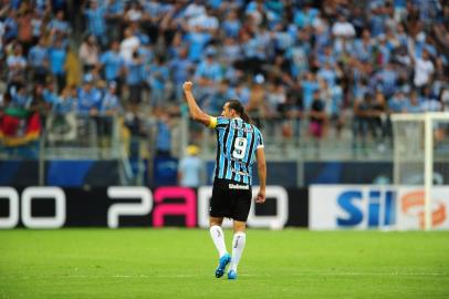  

PORTO ALEGRE, RS, BRASIL ¿ 26-01-2014 ¿ 3ª Rodada do Gauchão. Jogo Grêmio e Aimoré, na Arena do Grêmio, jogador Barcos (FOTO: BRUNO ALENCASTRO/AGÊNCIA RBS, ESPORTE)