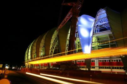  

pORTO aLEGRE, RS, BRASIL, 03-02-2014- Membranas acesas do beira-Rio- foto adriana franciosi, agencia rbs, esporte