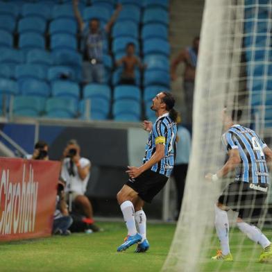  

PORTO ALEGRE, RS, BRASIL - 05-02-2014 - 6ª Rodada do Gaúchão, jogo Grêmio e Veranópolis na Arena do Grêmio, (FOTO: MAURO VIEIRA/AGÊNCIA RBS, ESPORTE)