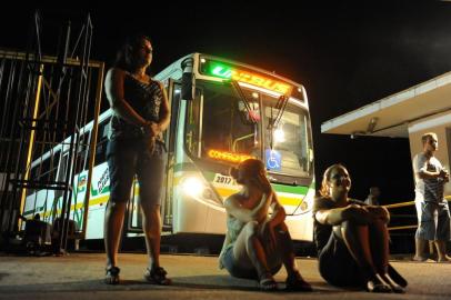 PORTO ALEGRE: 13º dia de greve geral dos rodoviários. Na foto, a fachada da empresa Unibus.