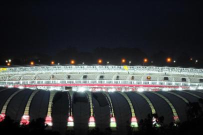  

PORTO ALEGRE ,BRASIL,RS - 10/02/2014 - Teste de iluminação do Estádio Beira-Rio. (FOTO:CARLOS MACEDO/AGÊNCIA RBS)