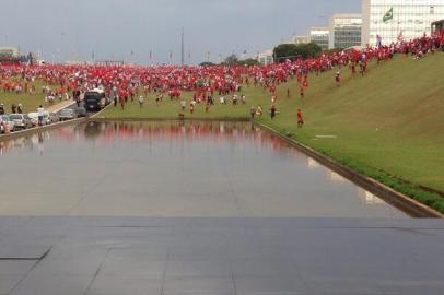 rdgol - mst - esplanadas - manifestação - terras indígenas