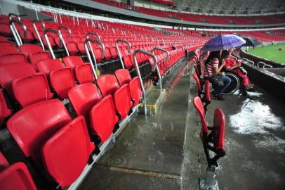  

PORTO ALEGRE, RS, BRASIL, 26-02-2014: Fotos para a matéria especial sobre o segundo teste do estádio Novo Beira-Rio, realizado durante o jogo INTER X BRASIL-PEL, em partida válida pelo Campeonato Gaúcho. (Foto: Carlos Macedo/Agência RBS, ESPORTES)