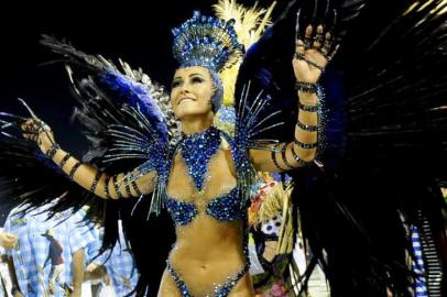 DESFILE DAS ESCOLAS DE SAMBA DO GRUPO ESPECIAL DO RIO DE JANEIRO

RJ - CARNAVAL 2013/RJ - CIDADES - A rainha de bateria Sabrina Sato no desfile da escola de samba Vila Isabel no segundo dia de Desfile das Escolas de Samba do Grupo Especial do Rio de Janeiro, realizado na Avenida Marquês de Sapucaí (Sambódromo), no centro da cidade.  12/02/2013 - Foto: MARCELO CORTES //ESTADÃO CONTEÚDO

Editoria: CIDADES
Local: RIO DE JANEIRO
Indexador: MARCELO CORTES 
Fotógrafo: FOTOARENA