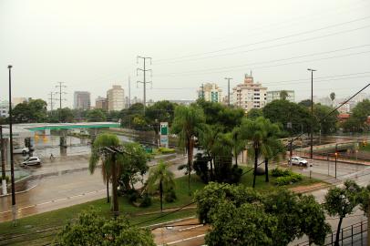 tempo - porto alegre - chuva - rdgol - 04/03/2014