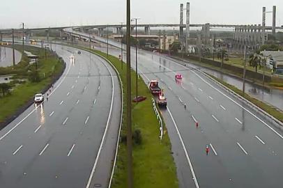 freeway rdgol saída de pista chuva