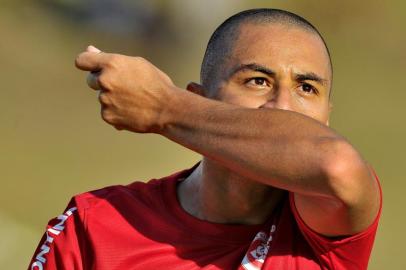  

SÃO LEOPOLDO, RS, BRASIL - 09-03-2014 - Aimoré e Inter. Partida no Estádio Cristo Rei, em São Leopoldo, jogador Wellington Paulista (FOTO: LAURO ALVES/AGÊNCIA RBS, ESPORTE)