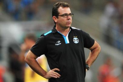  

PORTO ALEGRE, RS, BRASIL - 09-03-2014 - Partida entre Grêmio e Passo Fundo na Arena do Grêmio, treinador Enderson Moreira (FOTO: DIEGO VARA/AGÊNCIA RBS, ESPORTE)