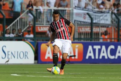 souza, são paulo, volante, futebol, paulista