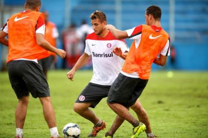 Treino do Inter para o jogo contra o Remo pela primeira fase da Copa do Brasil