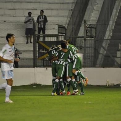  

CAXIAS DO SUL, RS, BRASIL - 12/03/2014 - Juventude x Lajeadense, no Alfredo Jaconi, válido pela penúltima rodada da primeira fase do Gauchão