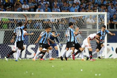  

PORTO ALEGRE,BRASIL,RS - 13/03/2014 - Libertadores 2014, 1ª Fase - Grêmio x Newell's Old Boys no estádio Arena.(FOTO:FÉLIX ZUCCO/AGÊNCIA RBS)