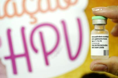  

JARAGUÁ DO SUL, SC, BRASIL, 11-03-2014: Vacina contra o HPV já começou em Jaraguá do Sul. (FOTO: GERMANO RORATO/AGÊNCIA RBS, GERAL)