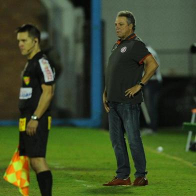  

Jogo entre Internacional VS Caxias, no estádio do Vale em Novo Hamburgo, válido pelas semifinais do Campeonato Gaúcho 2014. Na foto, o técnico do inter, Abel Braga.
Indexador: Marcelo Oliveira                