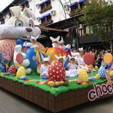 Desfile de Páscoa Um ChocoAmor à Terra no 18º Chocofest, em Gramado