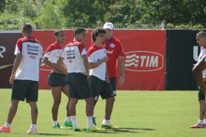 inter, valdívia, abel braga, treino, ct, parque gigante